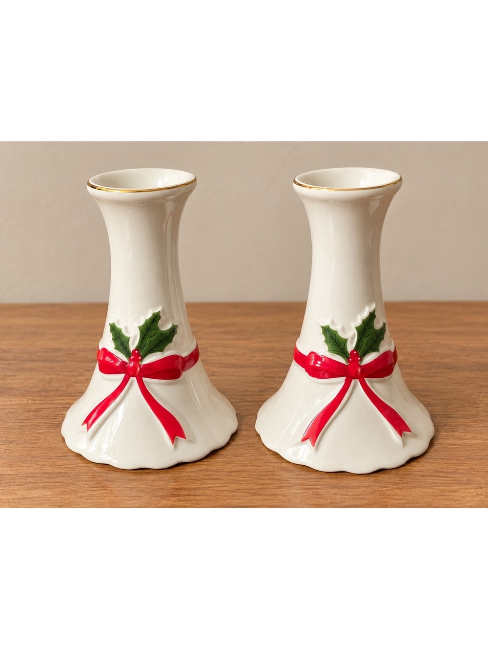 Vintage Mount Clemens Pottery Ribbon & Holly Christmas Candle Holders Pair Japan